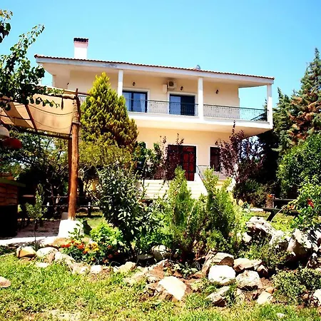 The White Rabbit Eco-lodge 